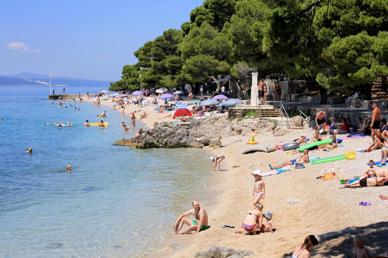 Apartments By The Sea Brela, Makarska - 18356 Extérieur photo