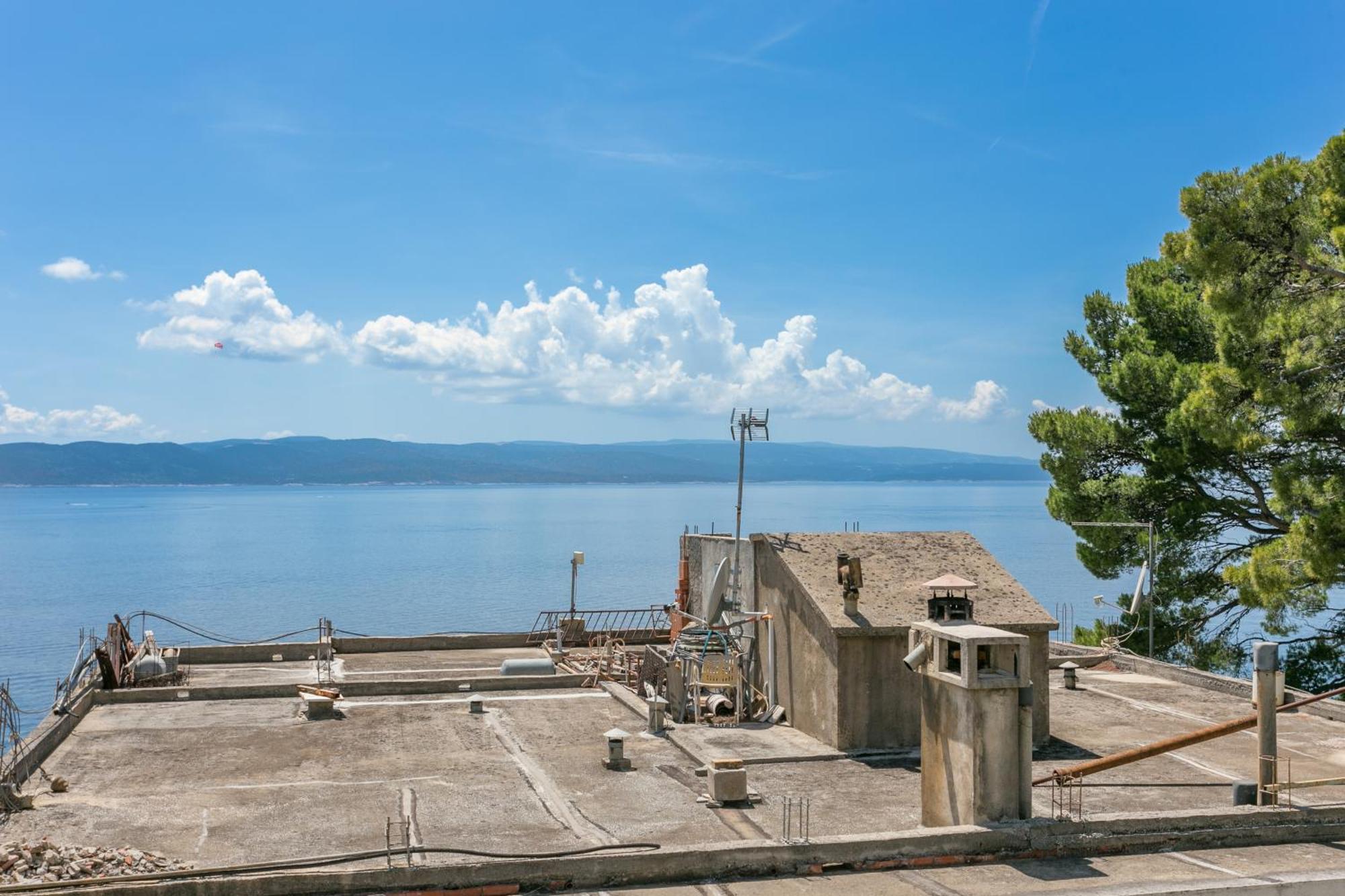 Apartments By The Sea Brela, Makarska - 18356 Extérieur photo