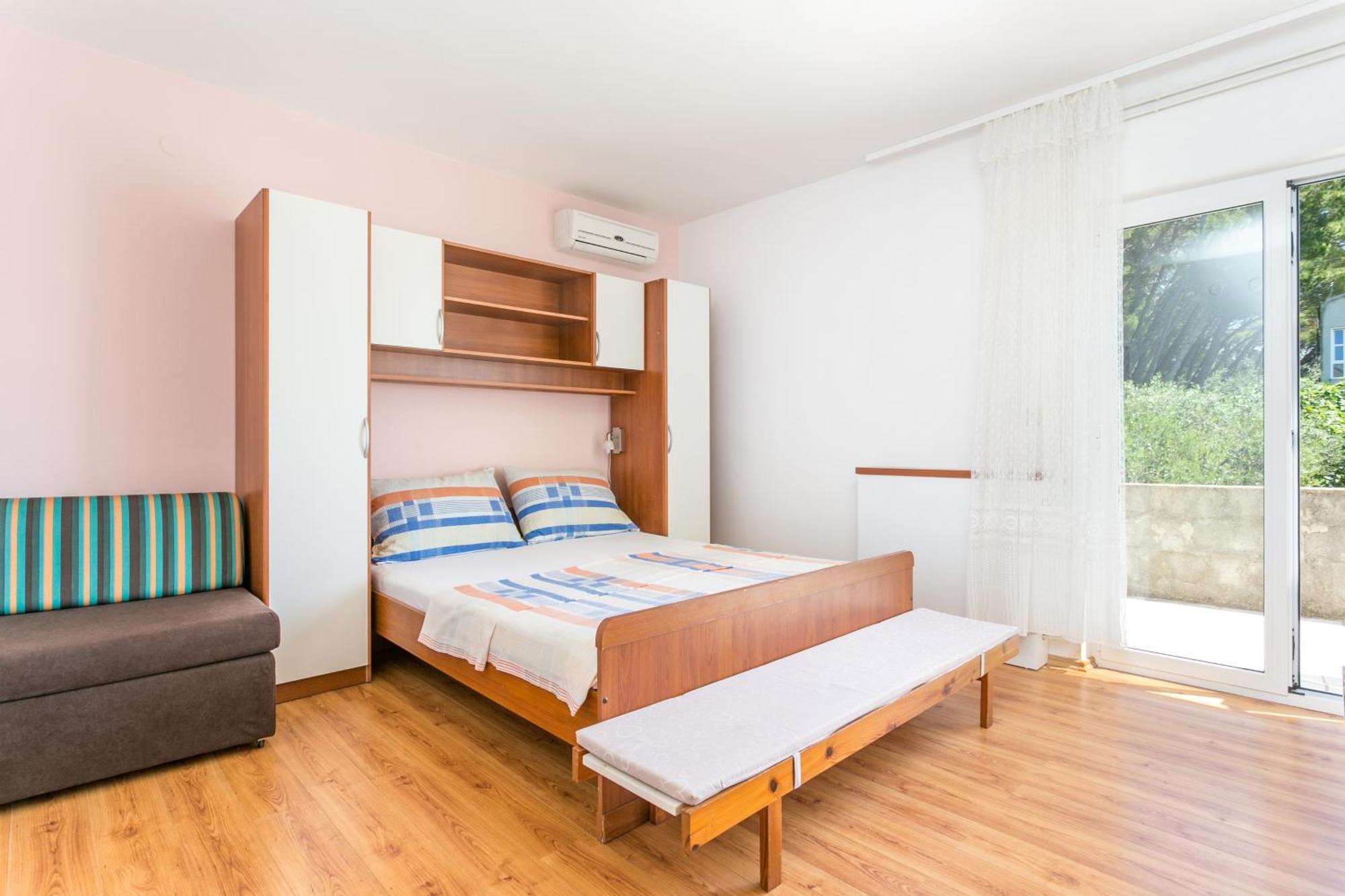 Apartments By The Sea Brela, Makarska - 18356 Extérieur photo