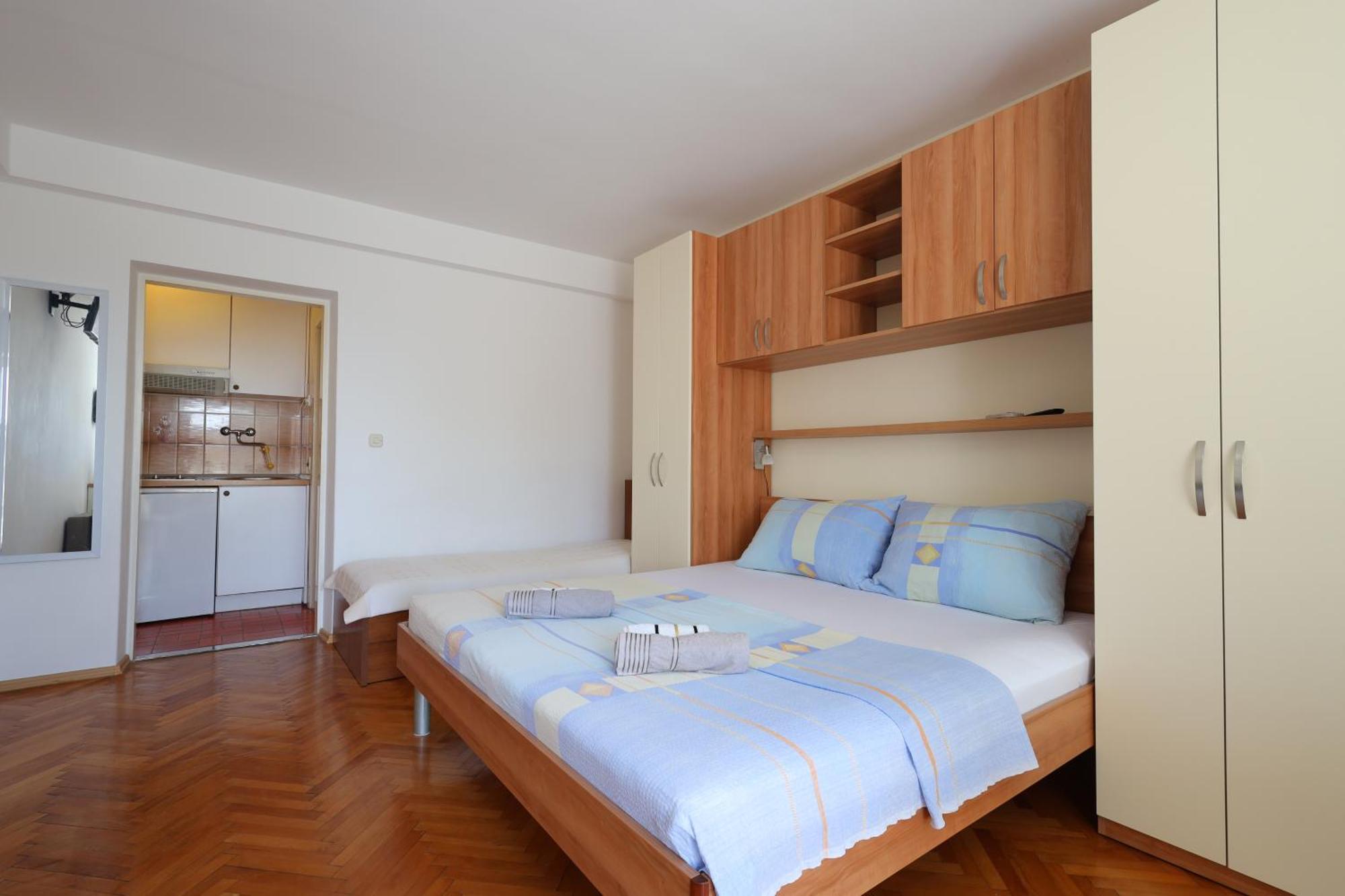 Apartments By The Sea Brela, Makarska - 18356 Chambre photo