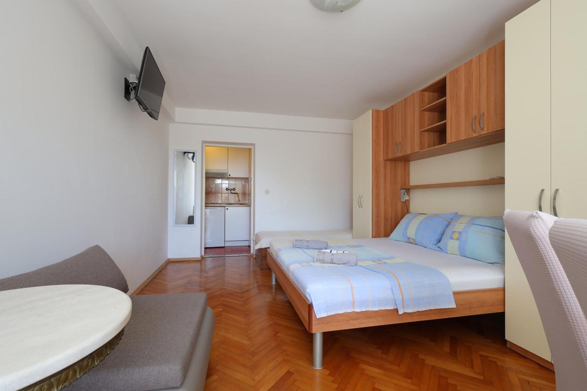 Apartments By The Sea Brela, Makarska - 18356 Chambre photo